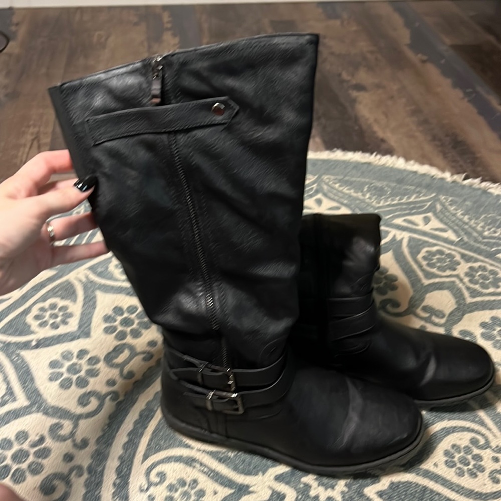 Dream Pairs Over the Calf Faux Fur Lined Boots Size 9